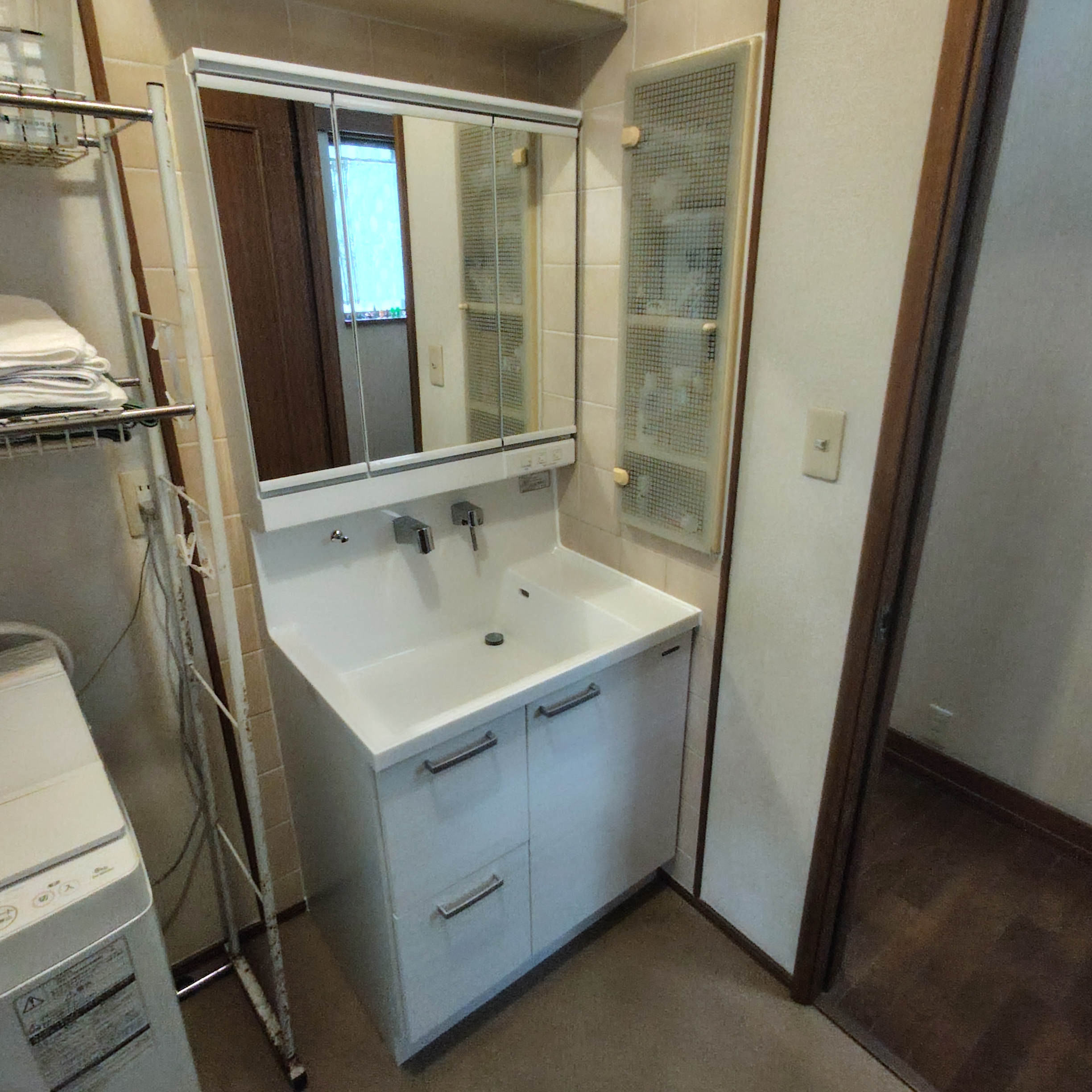 🏠洗面化粧台🏠タカラスタンダードのリジャスト 洗面台リフォーム