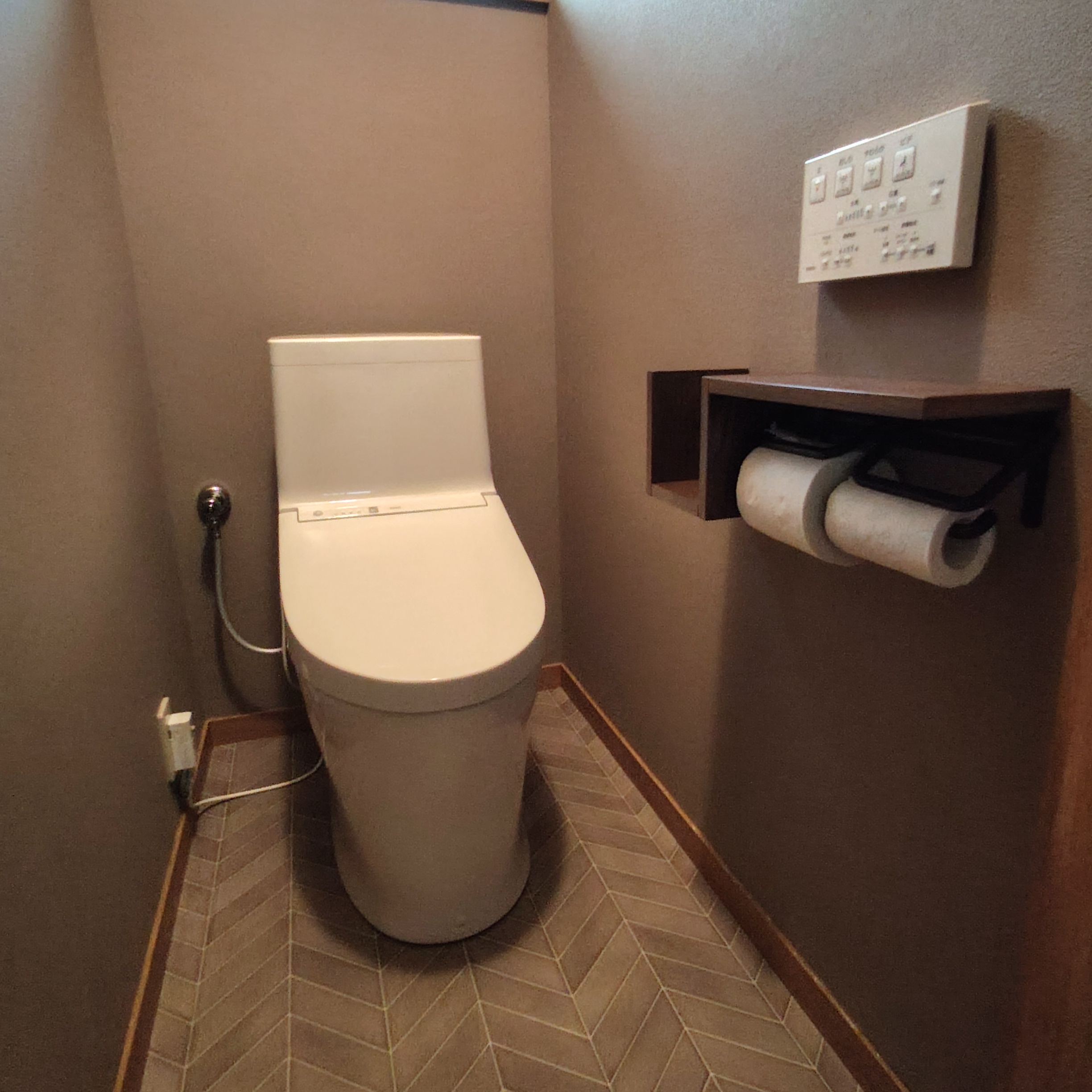 🏠トイレ🏠トイレ空間を一新 TOTOトイレリフォーム