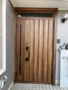 🏠玄関ドア🏠LIXILリシェント カバー工法でスピーディー&ローコストな1DAYリフォーム